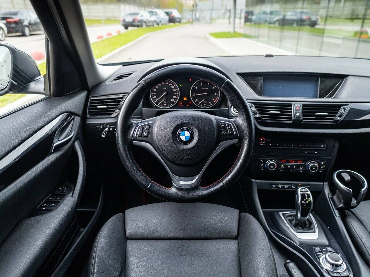 BMW X1 20i, 2012 Фото №13