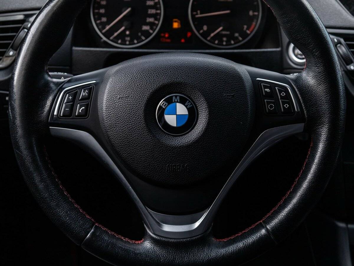 BMW X1 20i, 2012 Фото №14