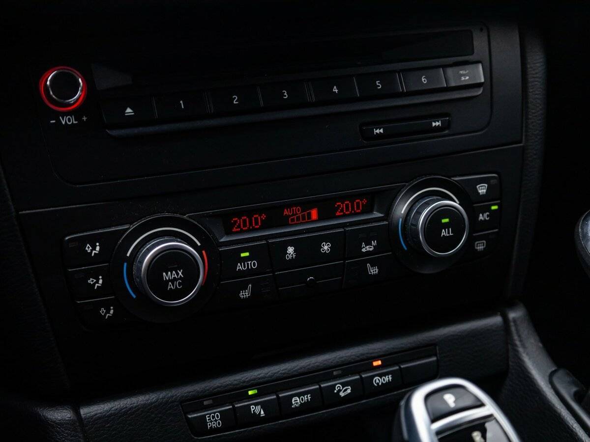 BMW X1 20i, 2012 Фото №18