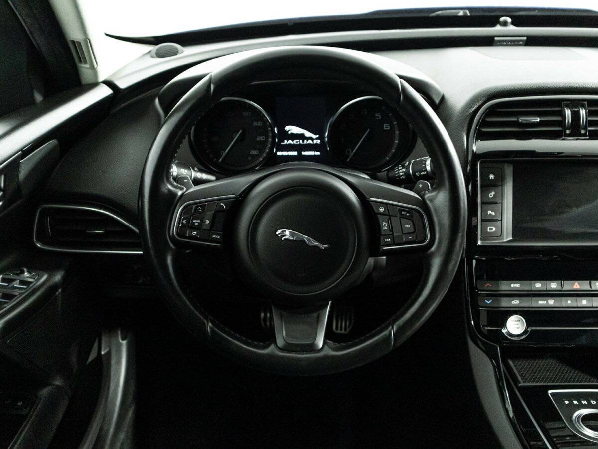 Jaguar XE, 2015 Фото №22