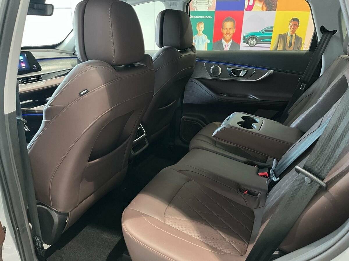 Chery Tiggo 8 Pro Plug-in Hybrid, 2023 Фото №14