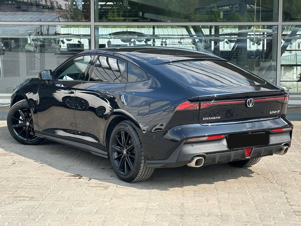 Changan UNI-V, 2024 Фото №6