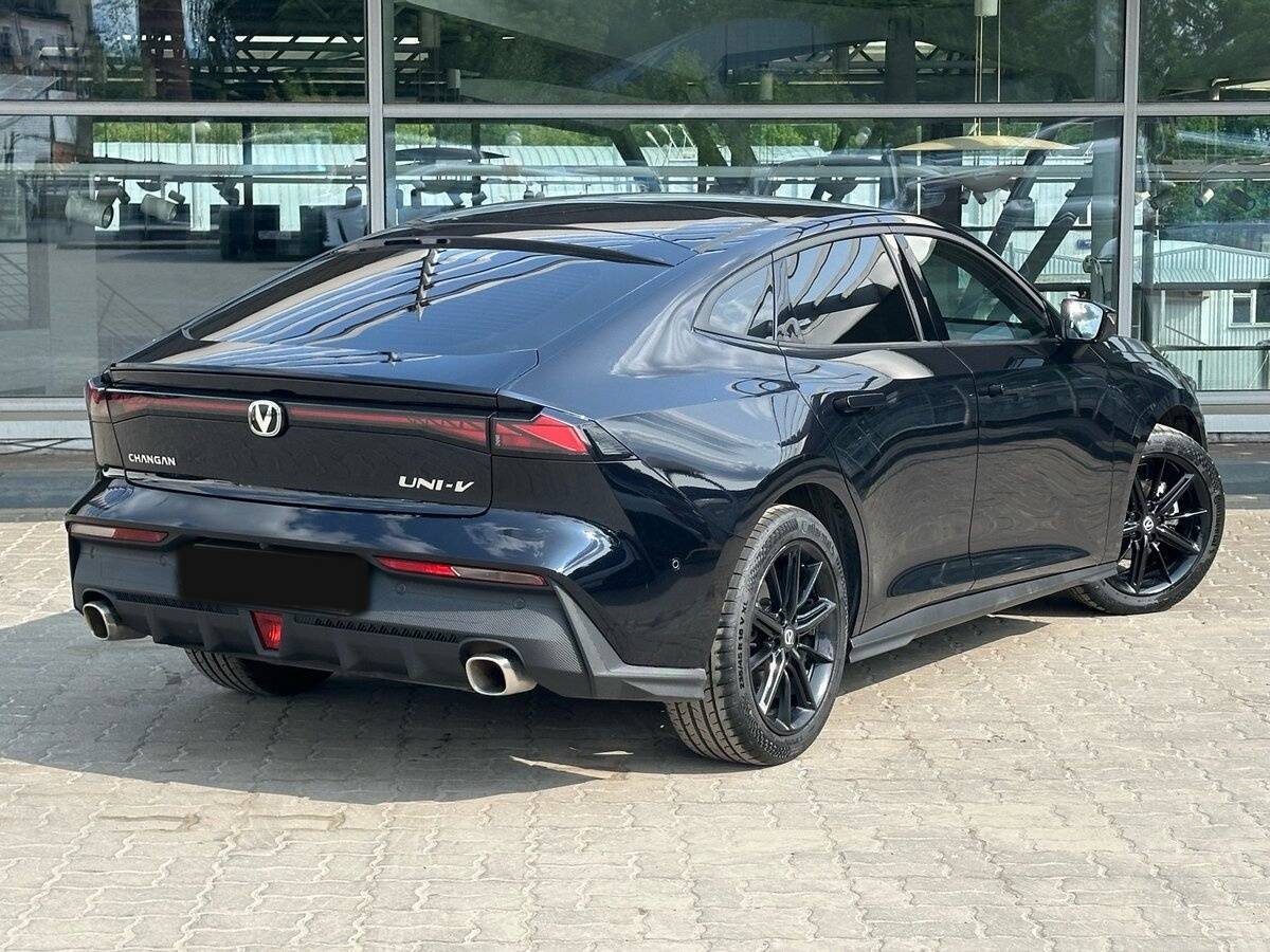 Changan UNI-V, 2024 Фото №8