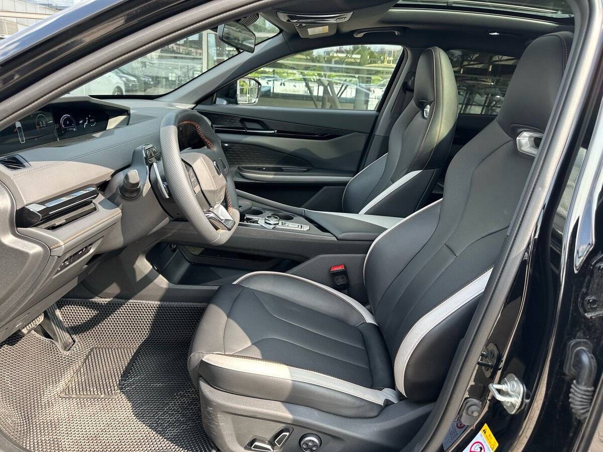 Changan UNI-V, 2024 Фото №13