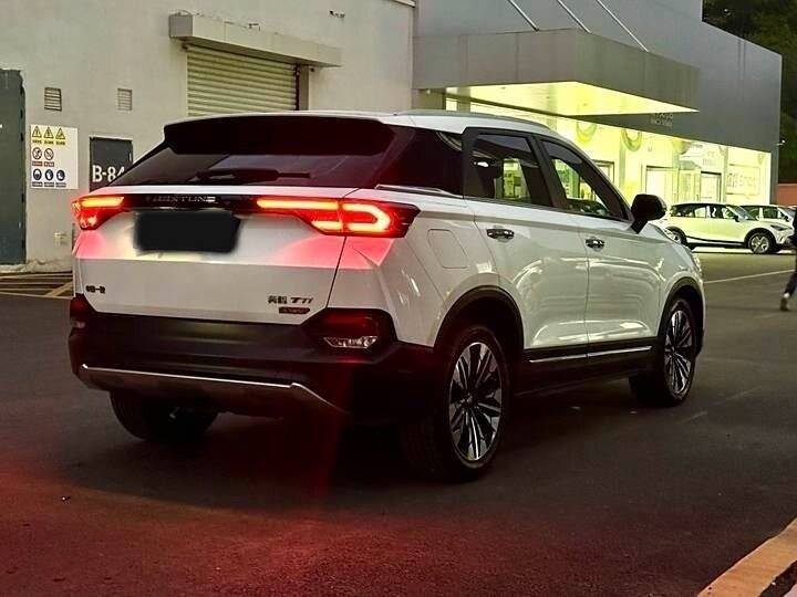 FAW Bestune T77, 2021 - 14 000 км. | Фото №5