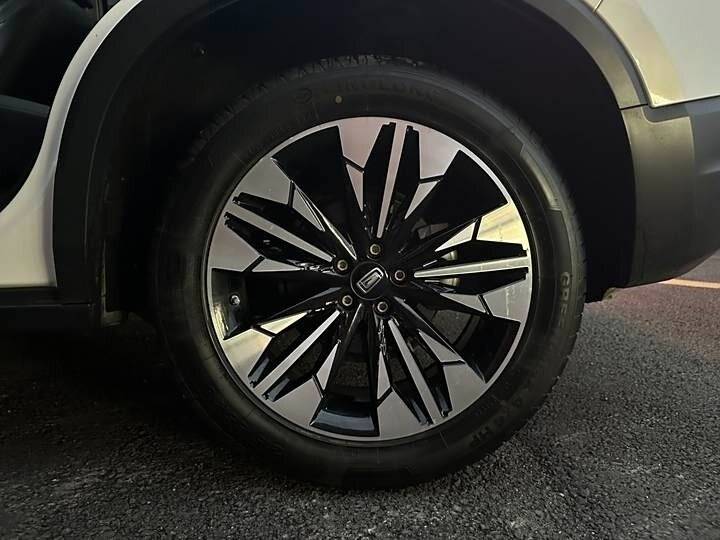 FAW Bestune T77, 2021 Фото №15