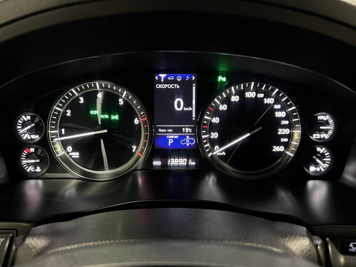 Lexus LX 570, 2017 Фото №13