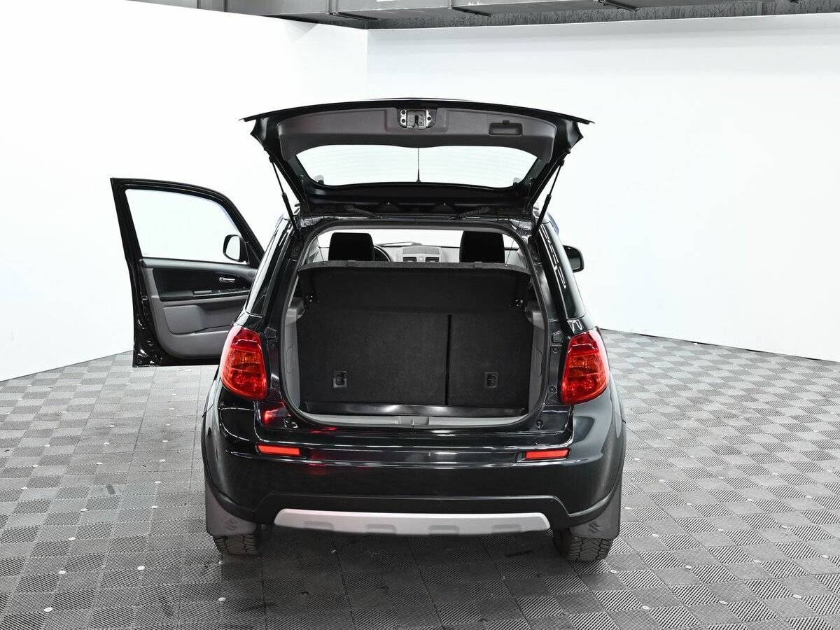 Suzuki SX4, 2011 Фото №5