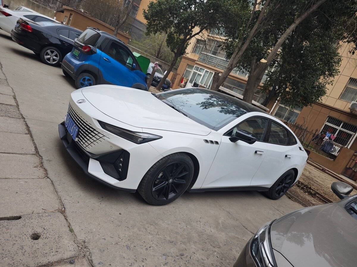 Changan UNI-V, 2022 - 18 000 км. | Фото №4