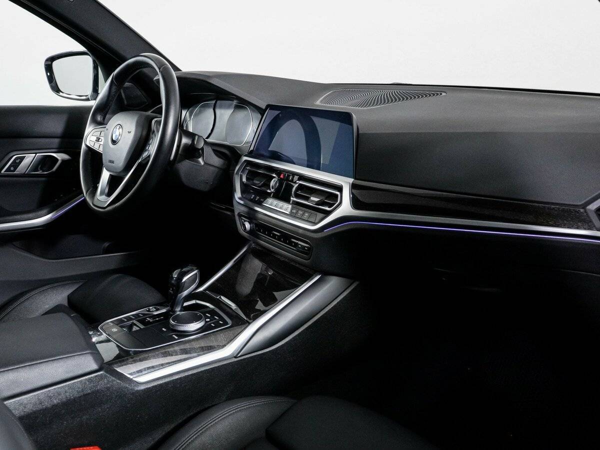 BMW 3 серии 330i, 2020 Фото №9