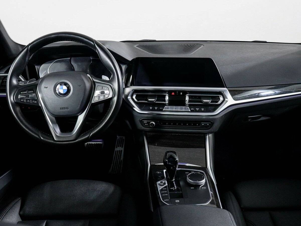 BMW 3 серии 330i, 2020 Фото №12