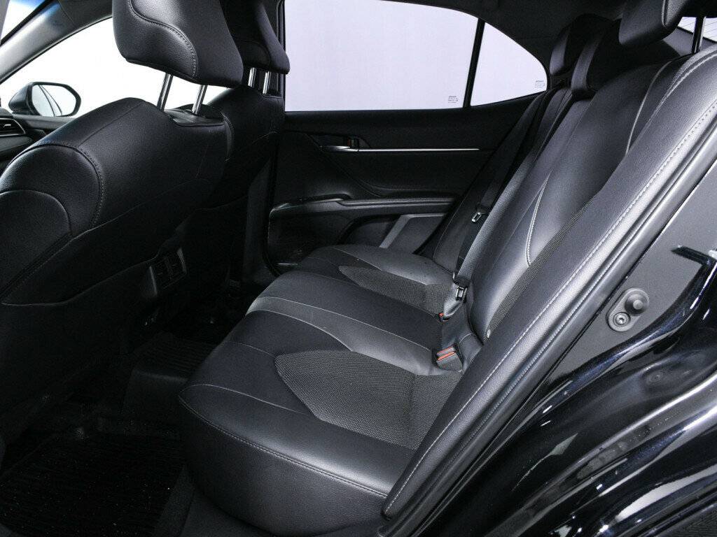 Toyota Camry, 2021 Фото №12