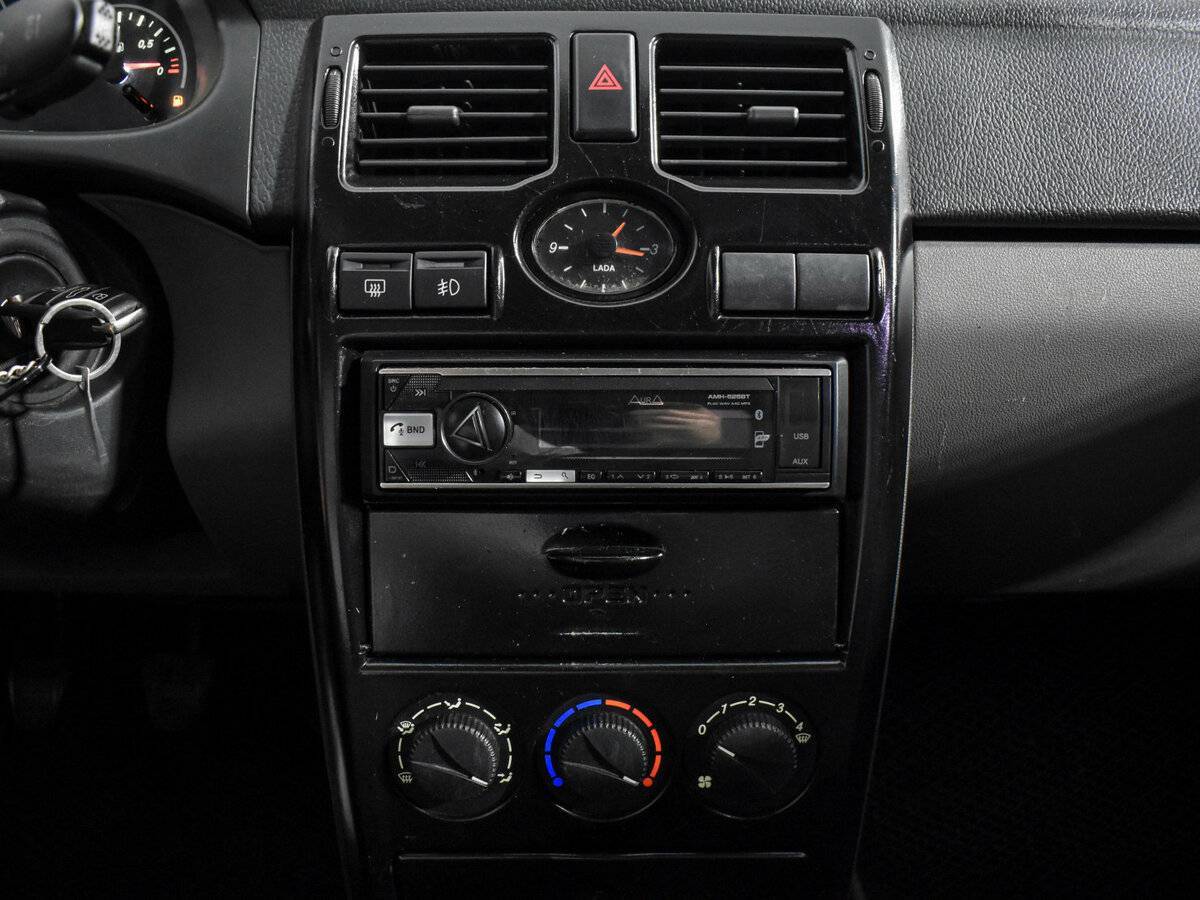 Lada (ВАЗ) Priora, 2011 Фото №16