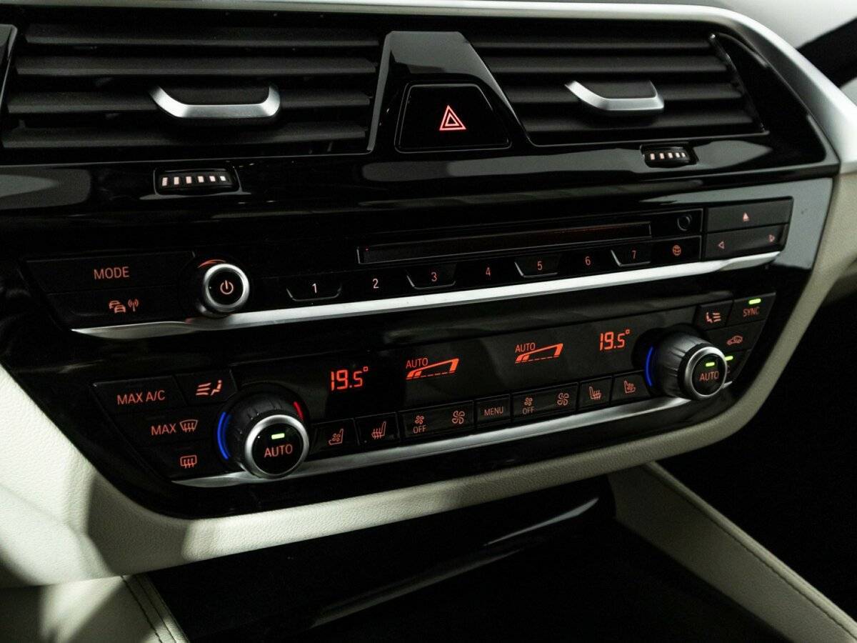 BMW 6 серии Gran Turismo 630d xDrive, 2019 Фото №23