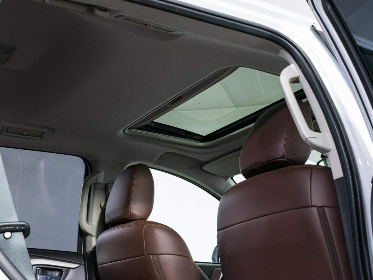 Mitsubishi Pajero Sport, 2020 Фото №10