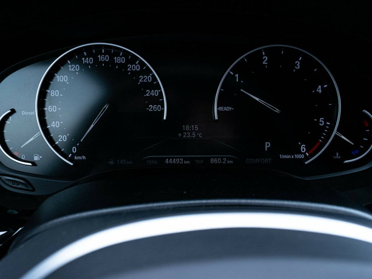 BMW 5 серии 520d xDrive, 2019 Фото №14