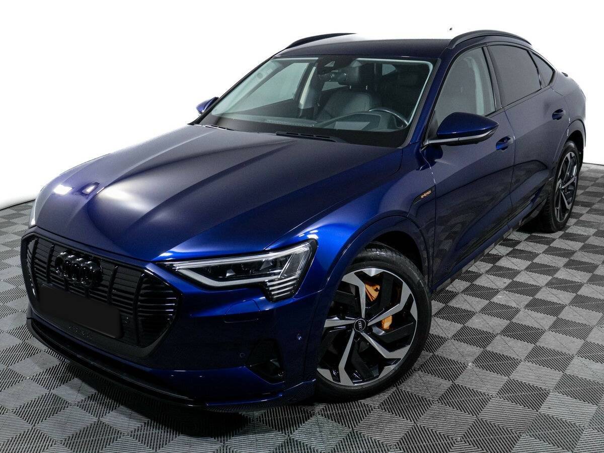 Audi e-tron Sportback 55, 2022 Фото №16