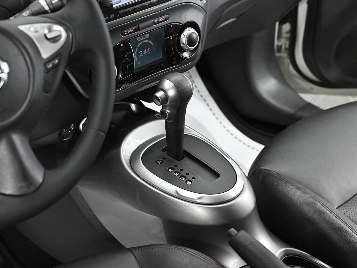 Nissan Juke, 2011 Фото №12