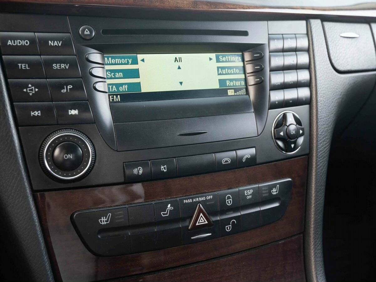 Mercedes-Benz E-Класс 220, 2004 Фото №22