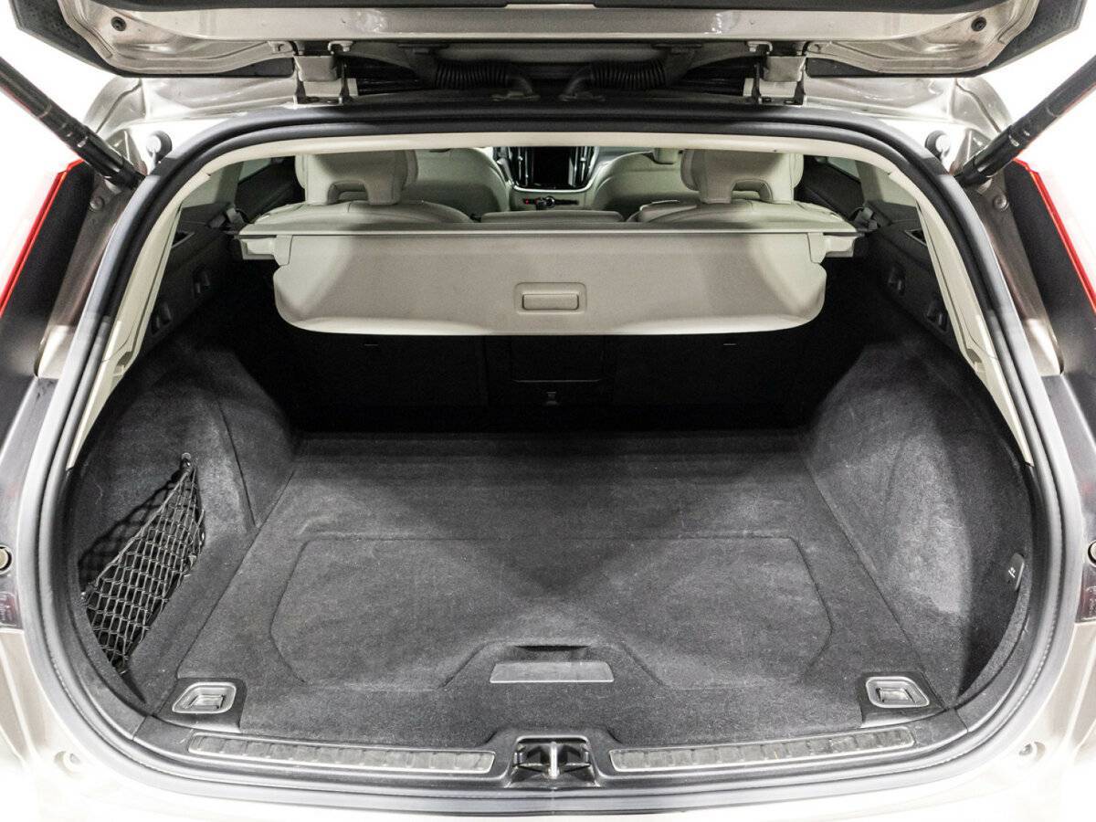 Volvo V60 Cross Country, 2020 Фото №15