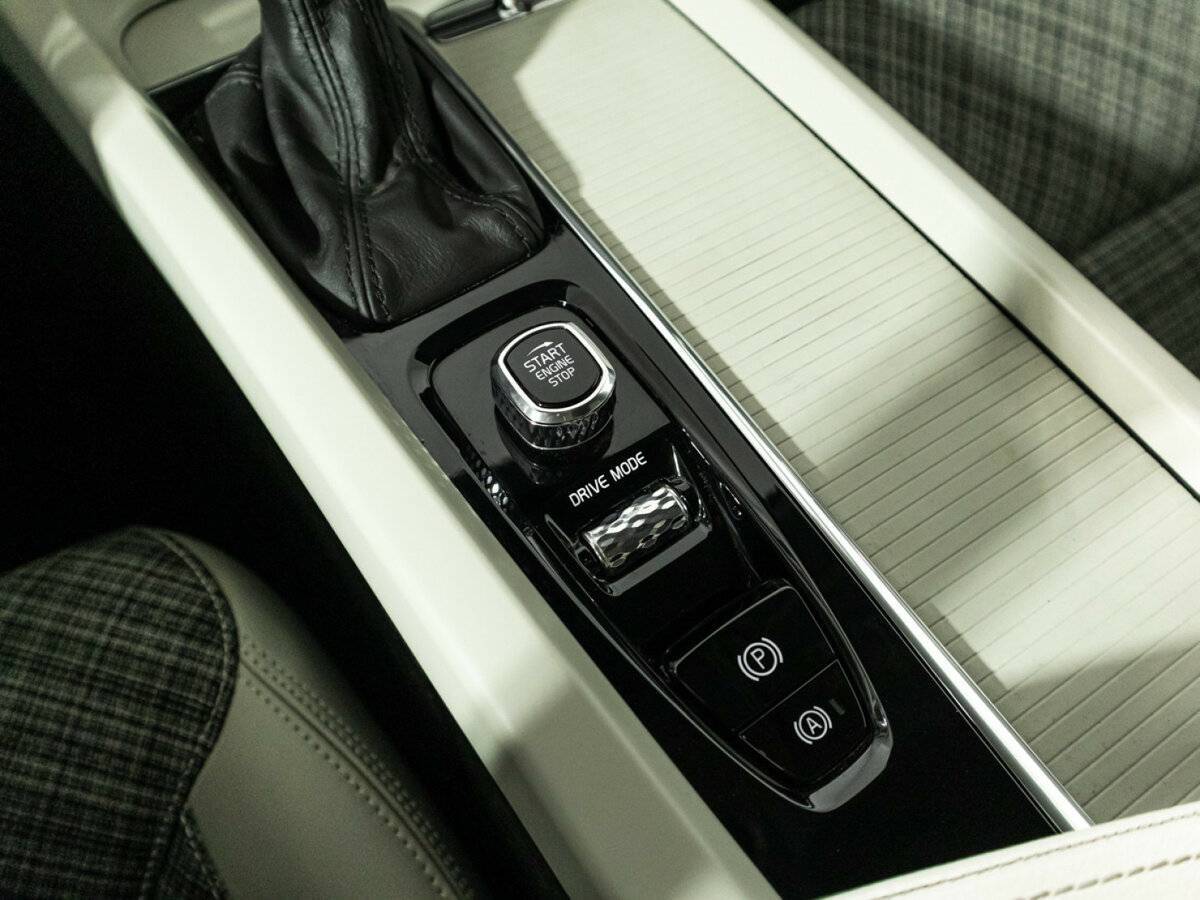 Volvo V60 Cross Country, 2020 Фото №20