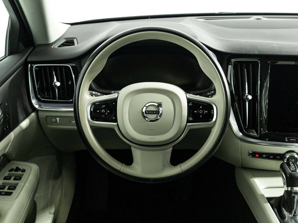 Volvo V60 Cross Country, 2020 Фото №21