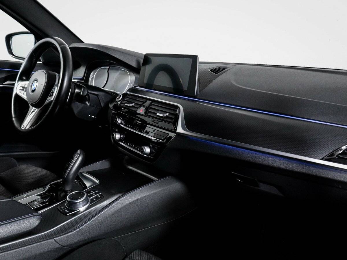 BMW 5 серии 520d xDrive, 2020 Фото №9