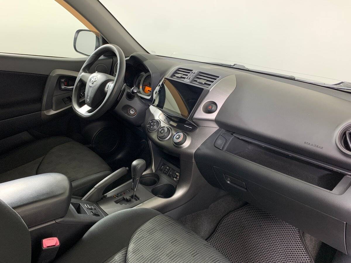 Toyota RAV4, 2010 Фото №13
