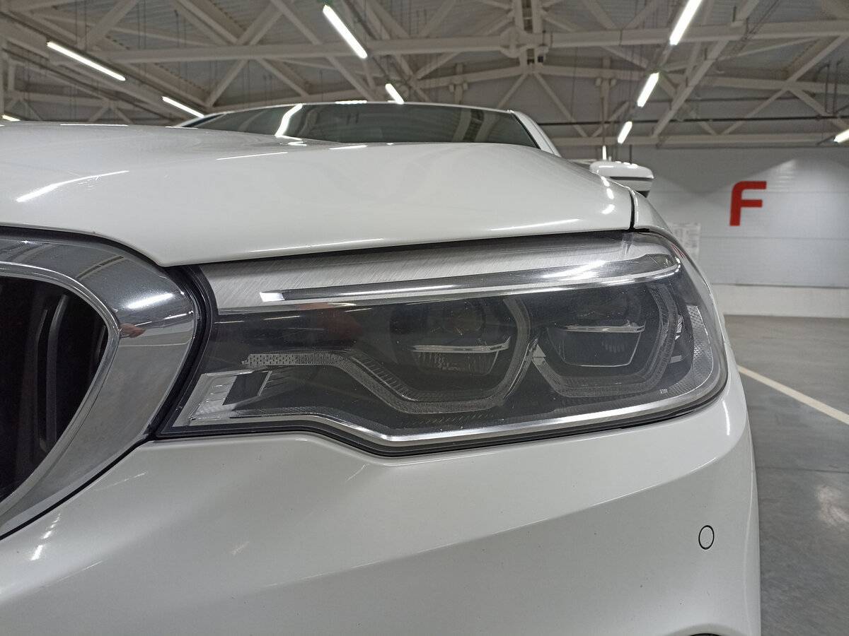 BMW 5 серии 530d xDrive, 2018 Фото №17