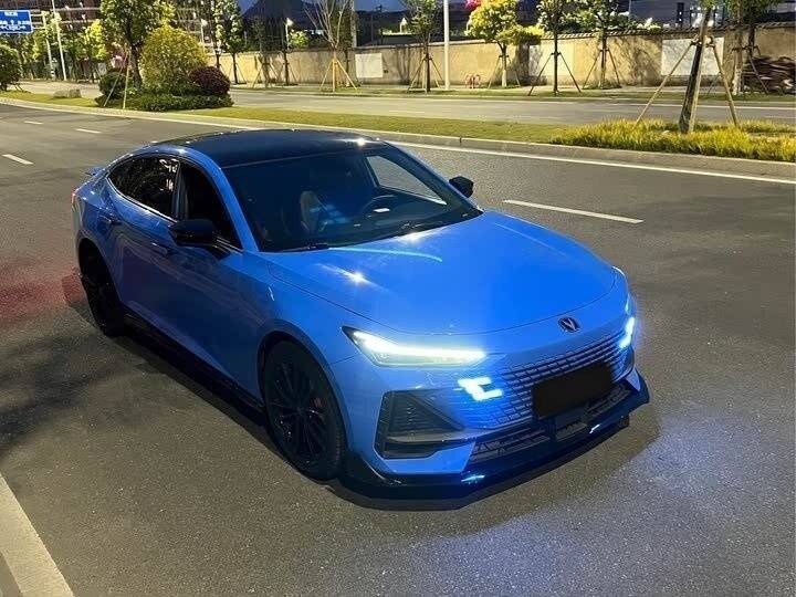 Changan UNI-V, 2022 - 18 000 км. | Фото №3