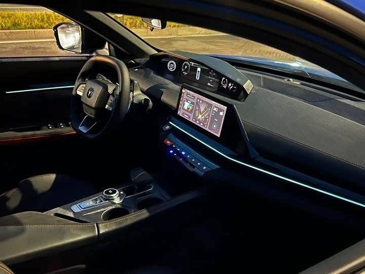 Changan UNI-V, 2022 - 18 000 км. | Фото №8