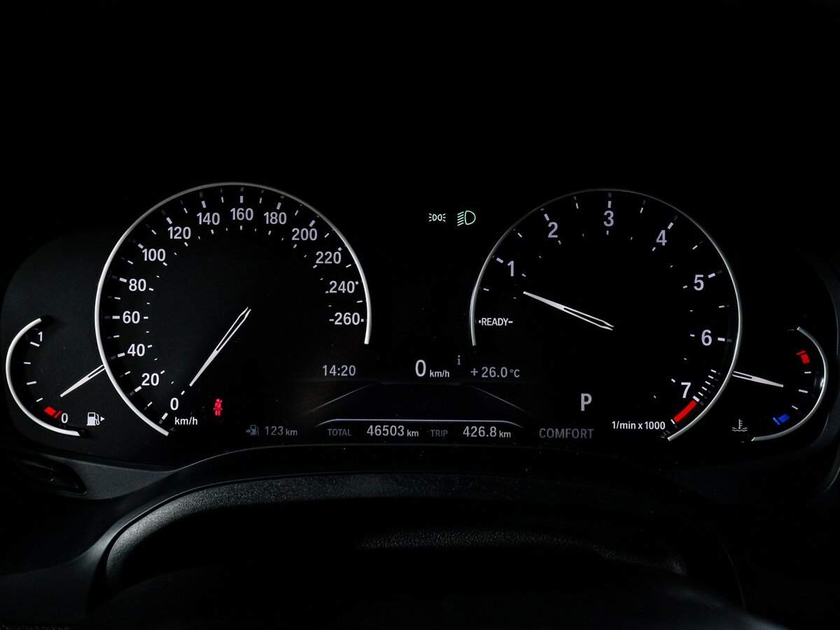 BMW 3 серии 320i xDrive, 2019 Фото №11