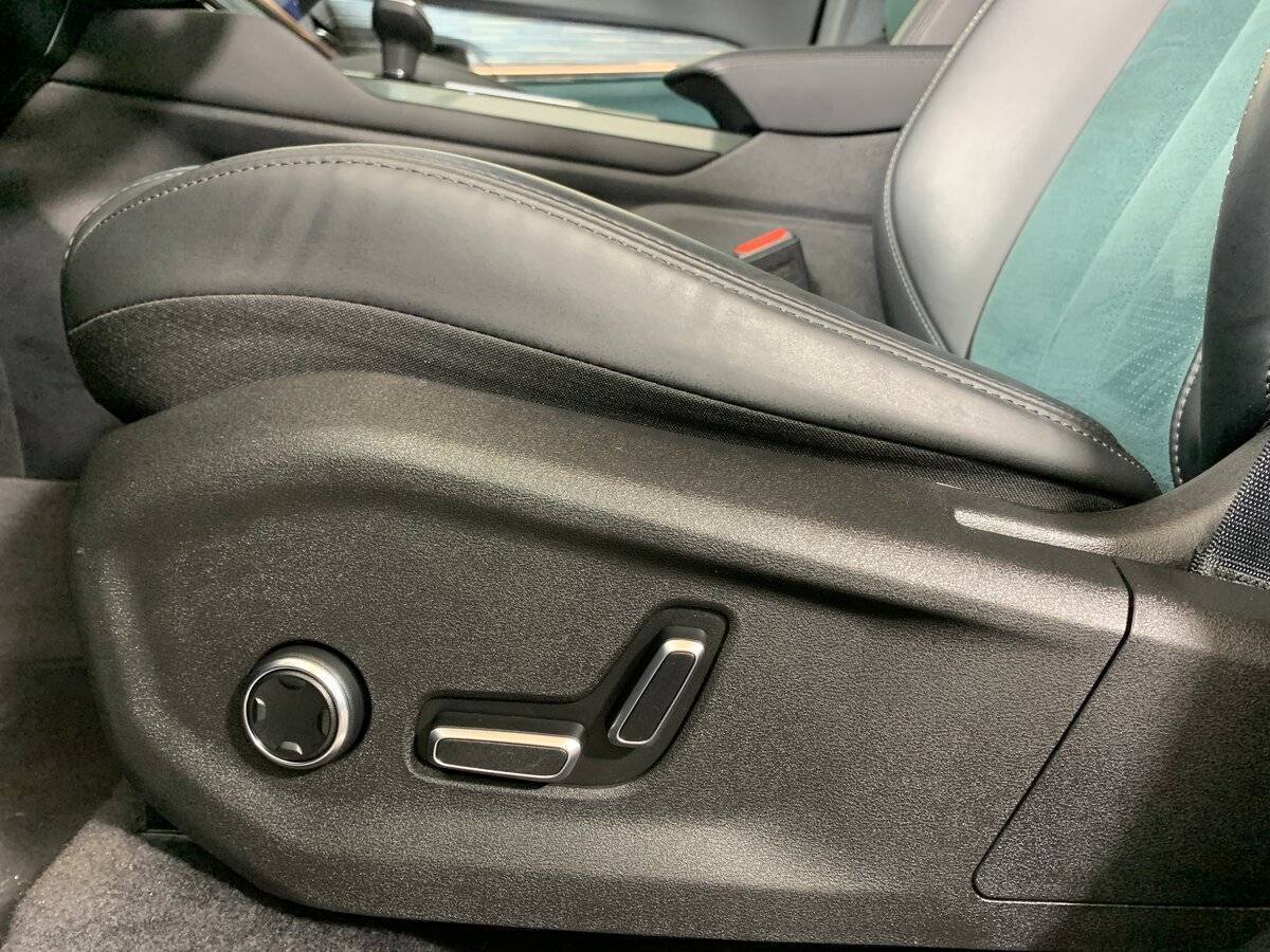 Geely Monjaro (Xingyue L), 2023 Фото №16