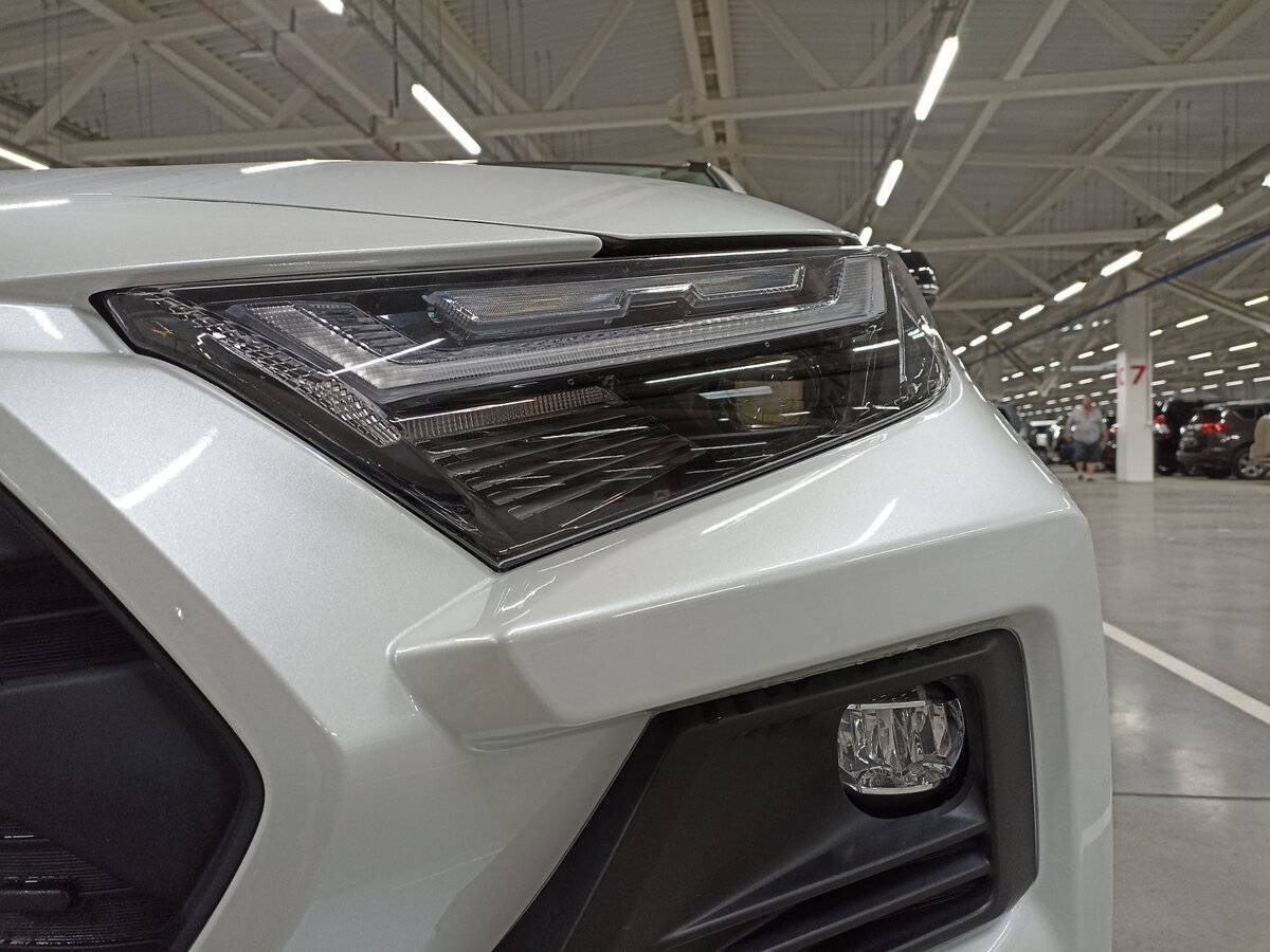 Toyota RAV4, 2024 Фото №17