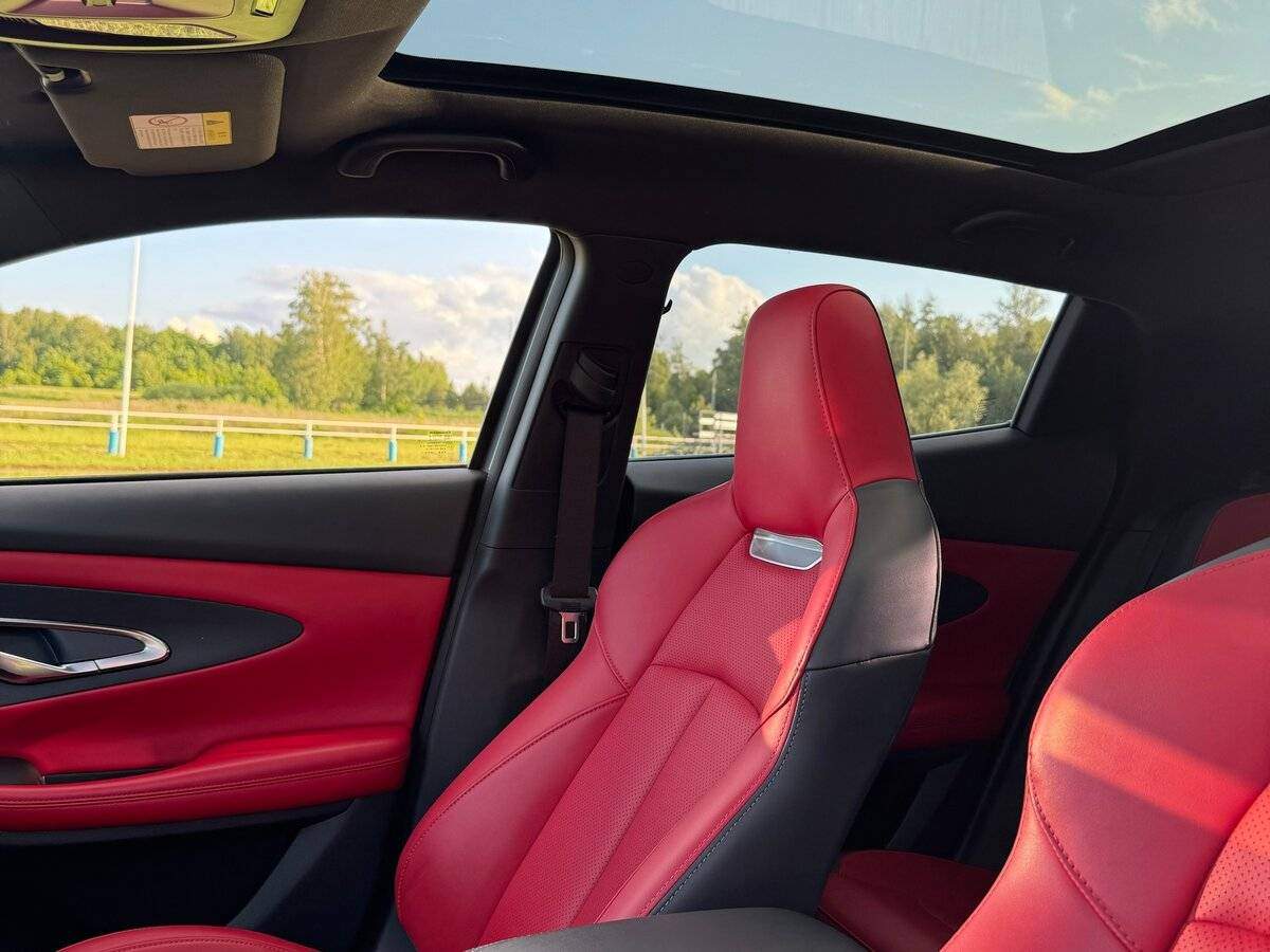 Changan UNI-T, 2020 Фото №15