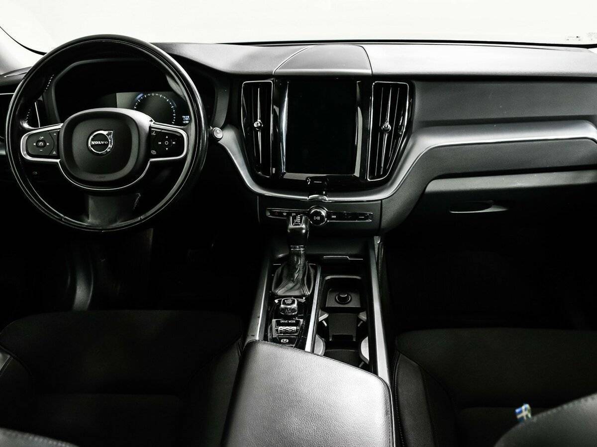 Volvo XC60, 2018 Фото №11