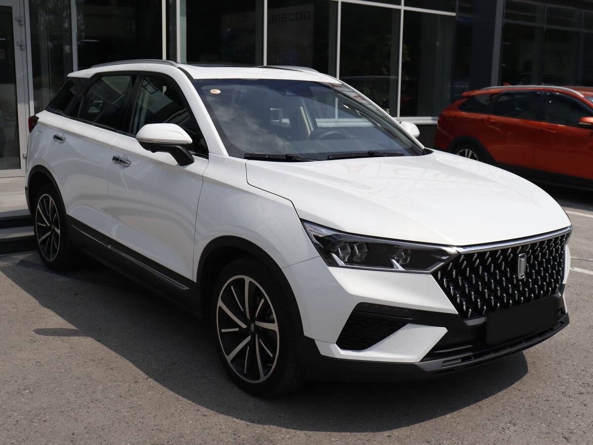 FAW Bestune T77, 2023 - 12 890 км. | Фото №3