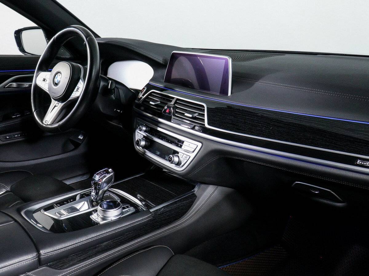 BMW 7 серии 730d xDrive, 2019 Фото №9