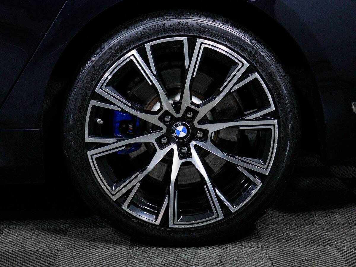 BMW 7 серии 730d xDrive, 2019 Фото №15