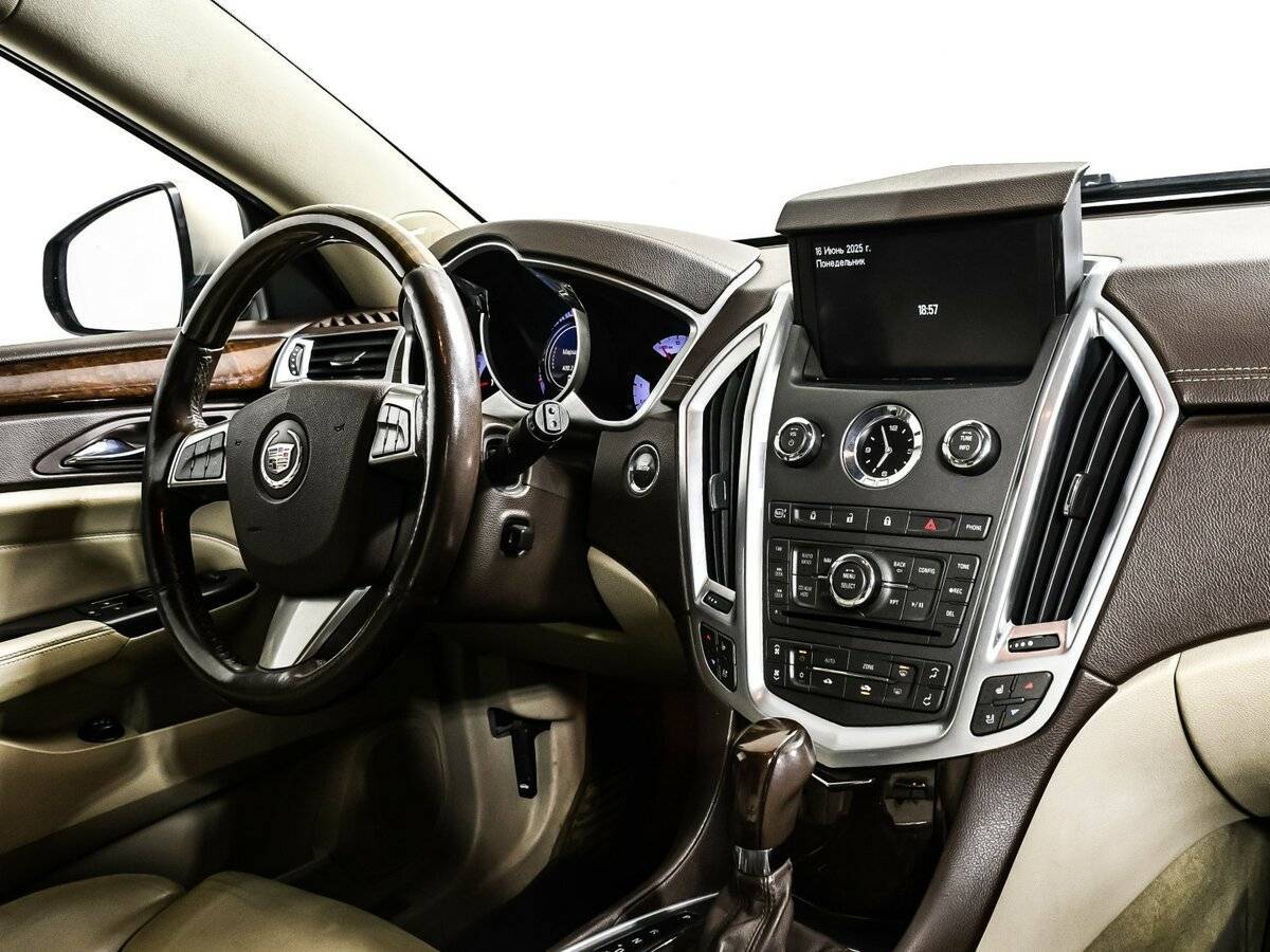 Cadillac SRX, 2011 Фото №9