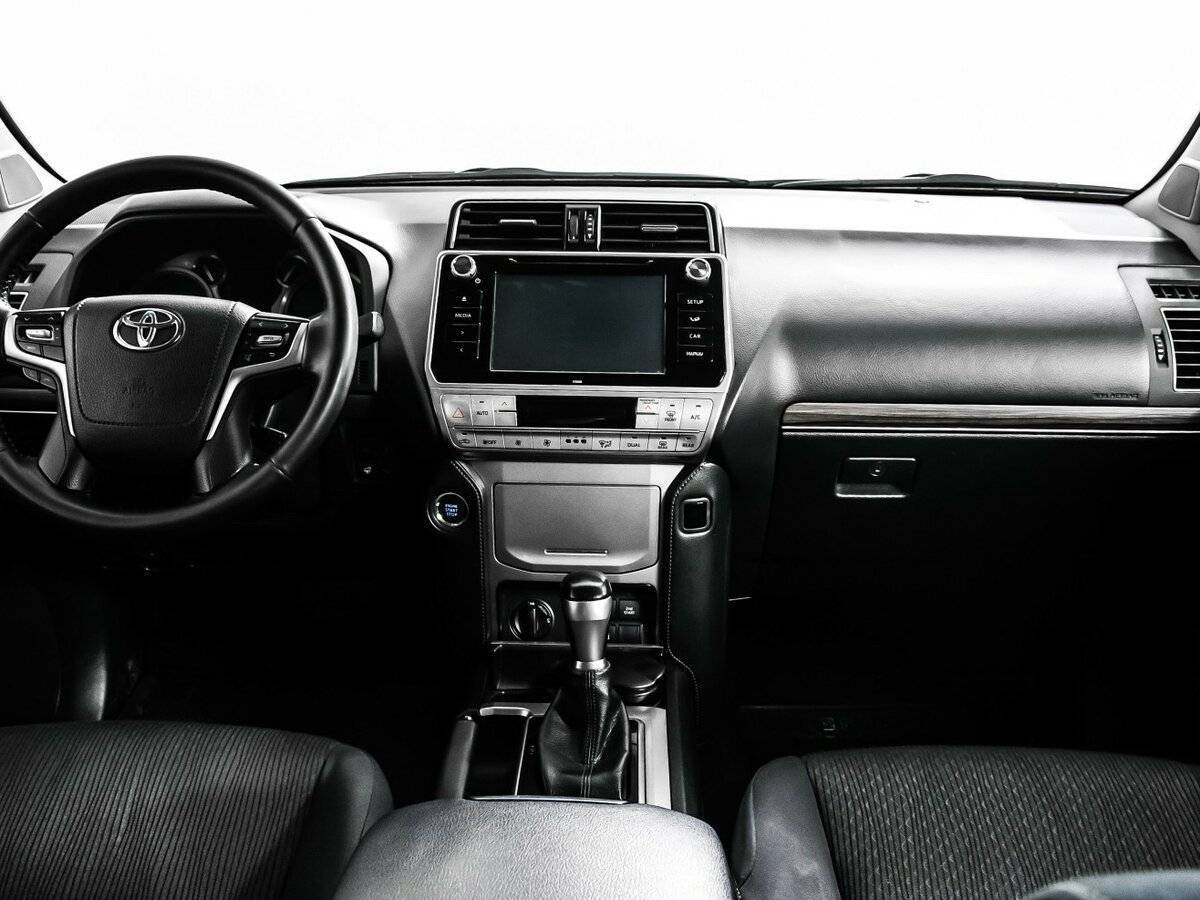 Toyota Land Cruiser Prado, 2017 Фото №11