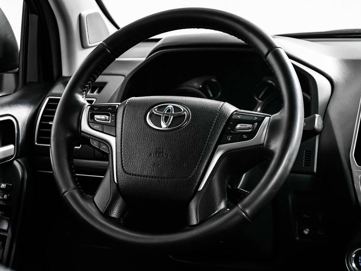 Toyota Land Cruiser Prado, 2017 Фото №12
