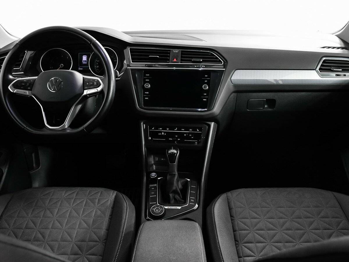 Volkswagen Tiguan, 2021 Фото №11