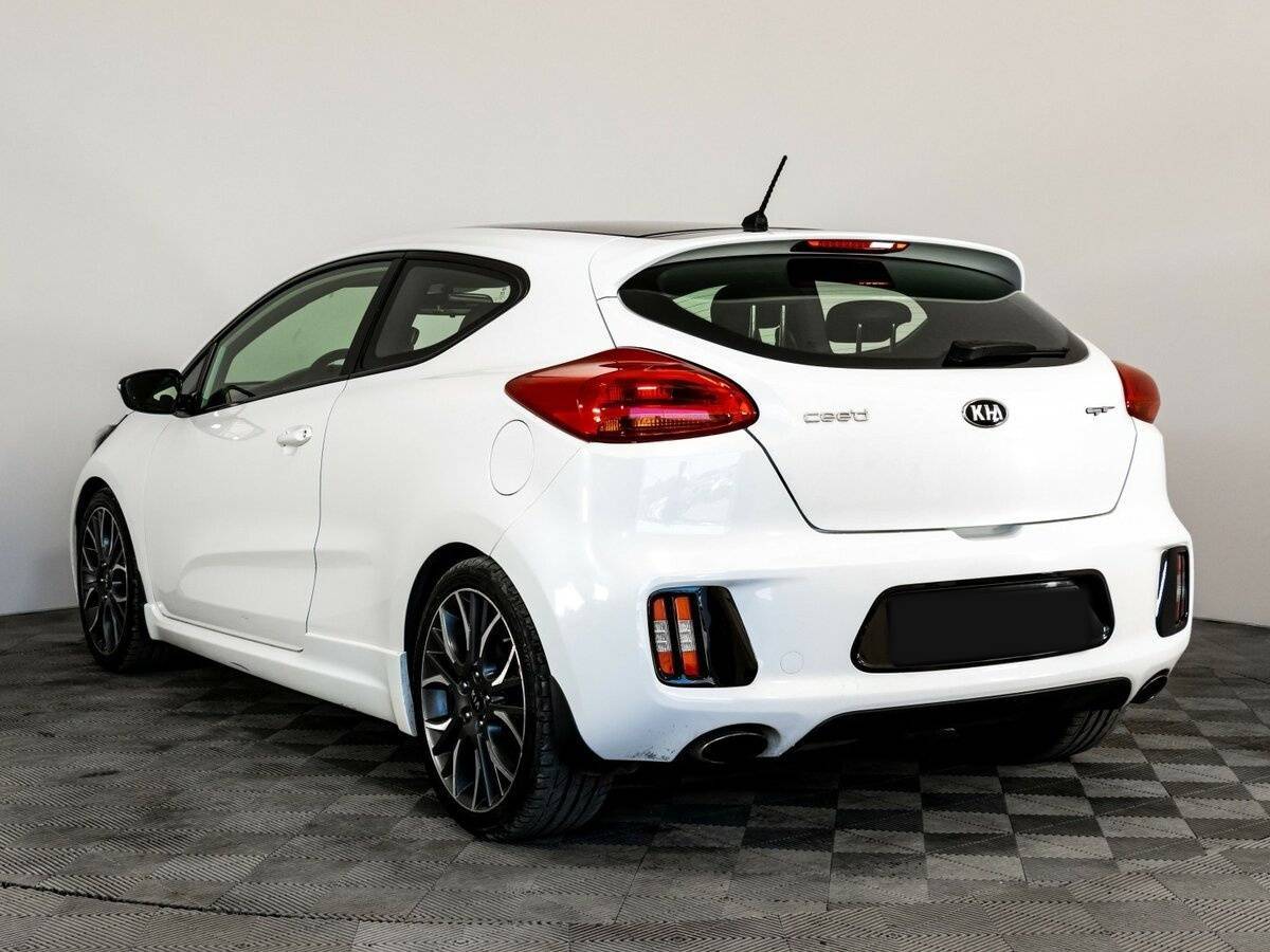 Kia Ceed GT, 2014 - 149 012 км. | Фото №8