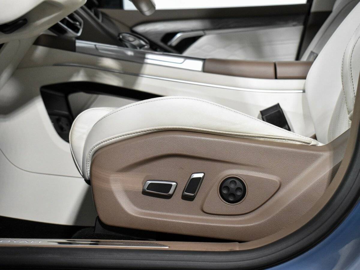 Voyah Free EVR, 2023 Фото №11