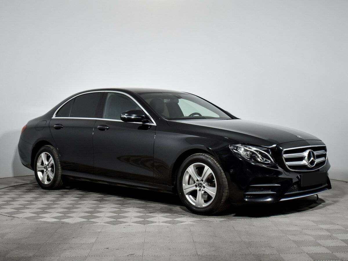 Mercedes-Benz E-Класс 220 d, 2020 - 108 000 км. | Фото №3