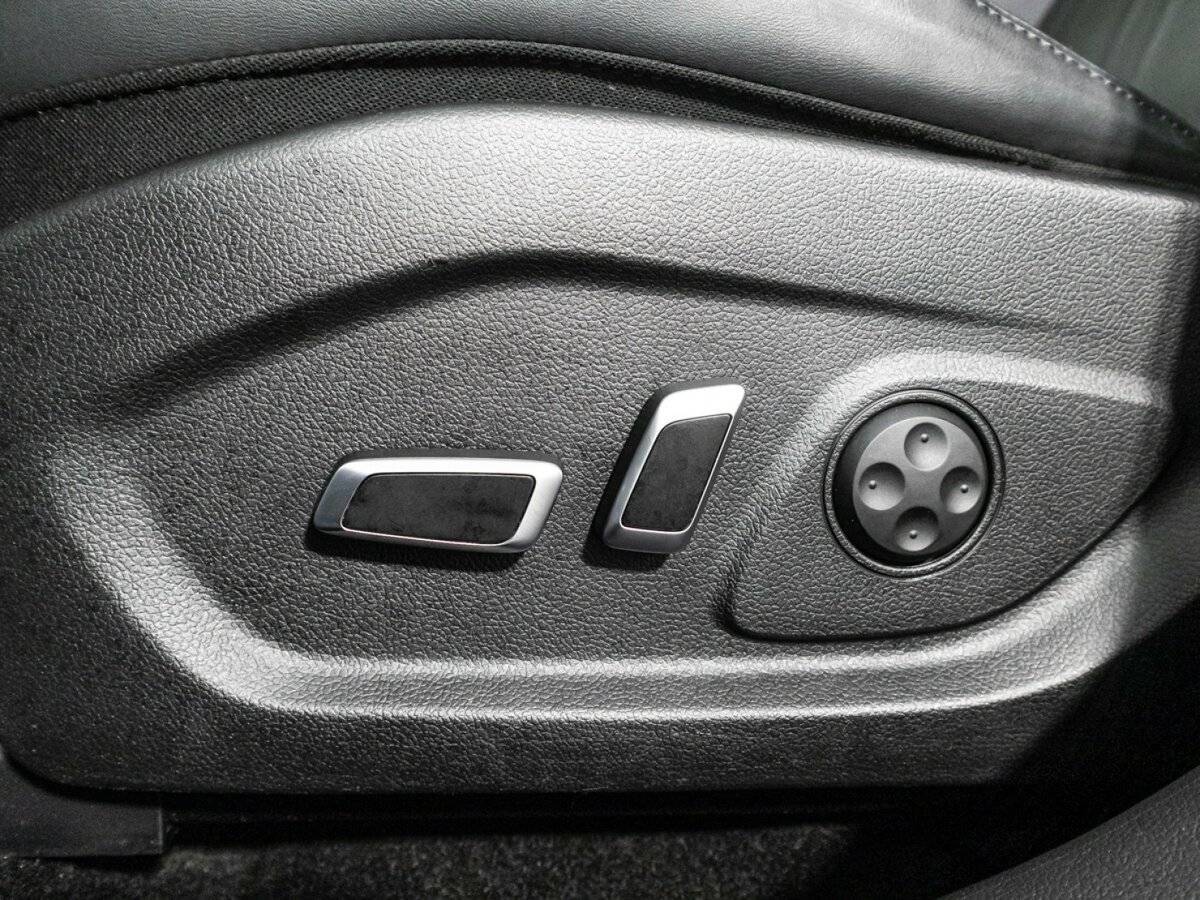 Voyah Free EVR, 2022 Фото №18