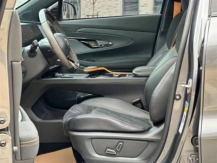 Changan UNI-T, 2022 Фото №12