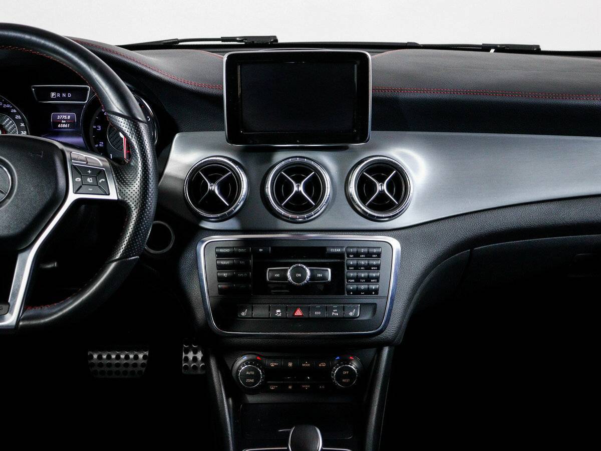 Mercedes-Benz CLA AMG 45 AMG, 2013 Фото №13