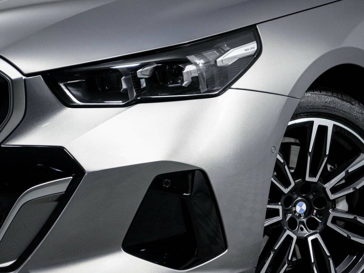 BMW 5 серии Long 530Li, 2024 Фото №15
